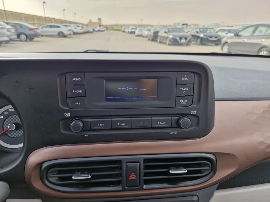 هيونداي Grand i10 فلييت 2024 