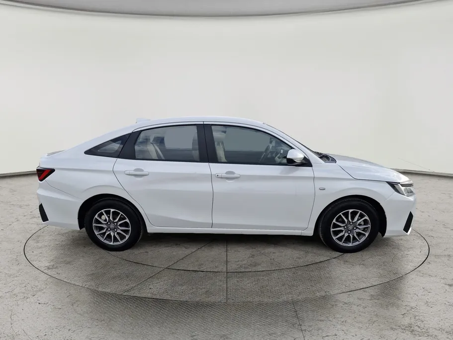 2023 تويوتا Yaris  Y 