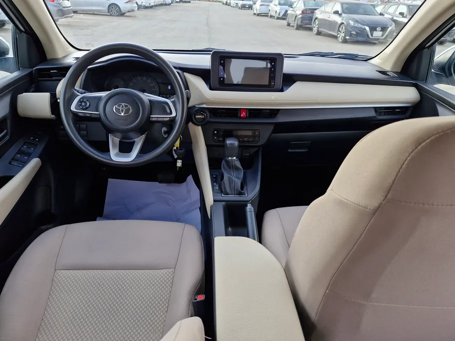 2023 تويوتا Yaris  Y 