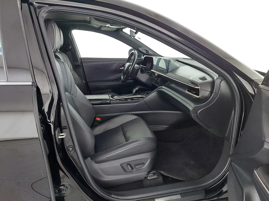 2023 Toyota Crown Premium 