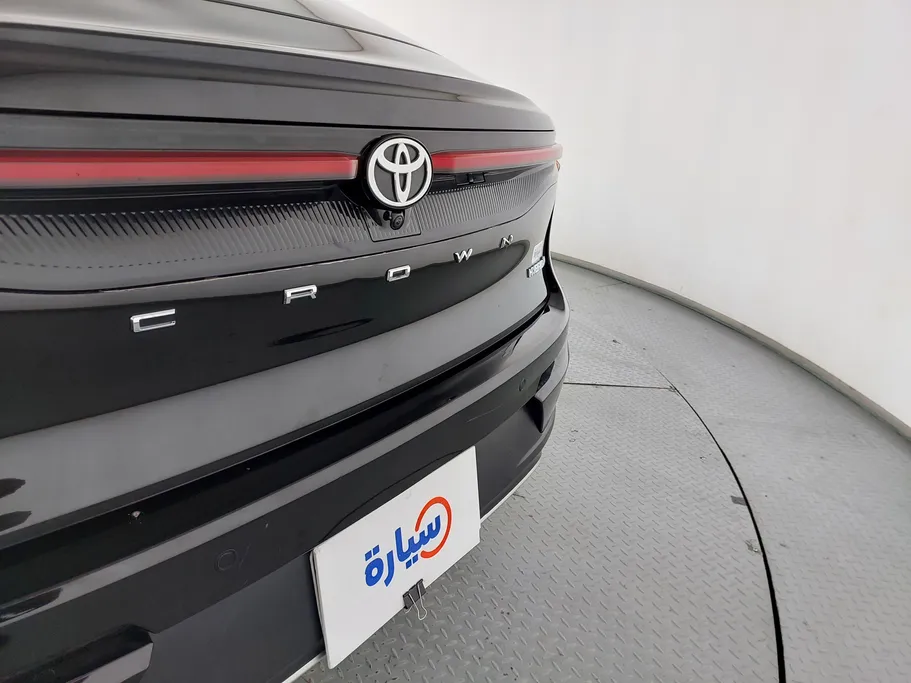 2023 Toyota Crown Premium 