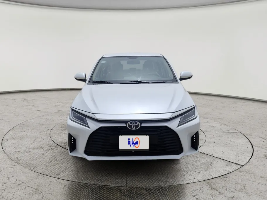2023 Toyota Yaris  Y 
