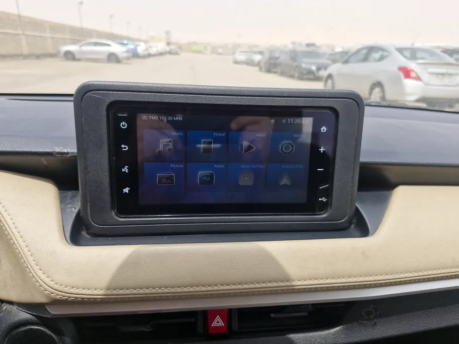 2023 Toyota Yaris  Y 