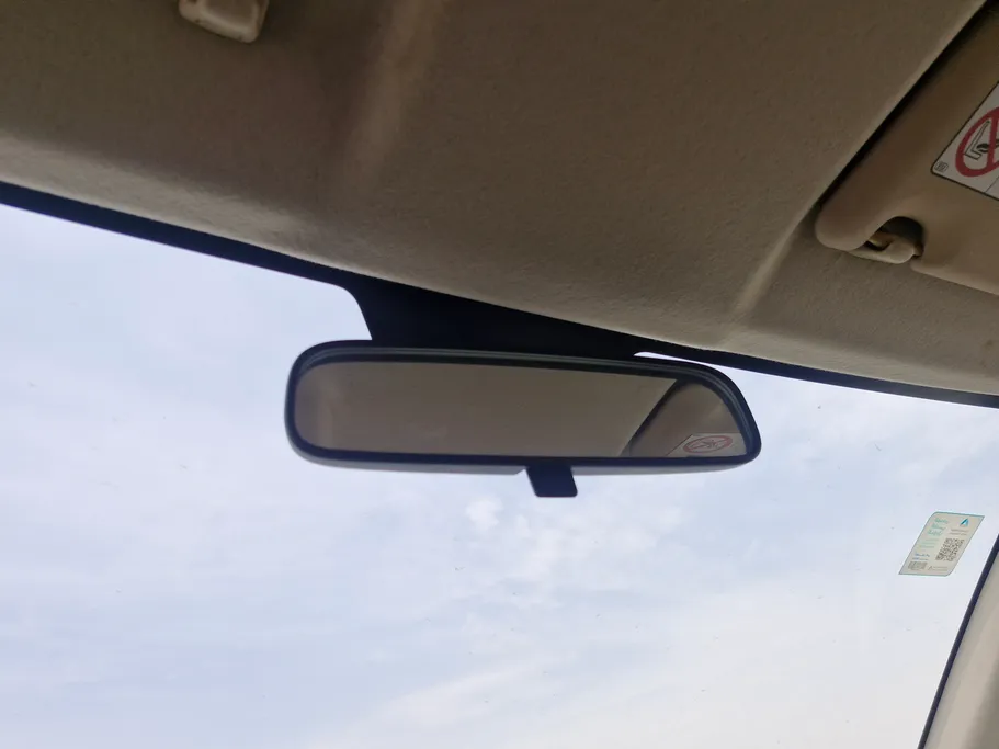 2023 Toyota Yaris  Y 