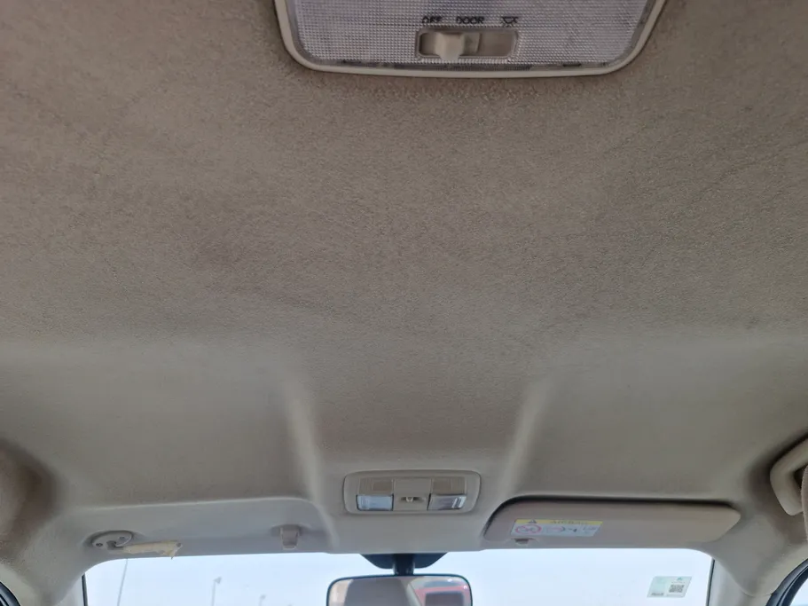 2023 Toyota Yaris  Y 