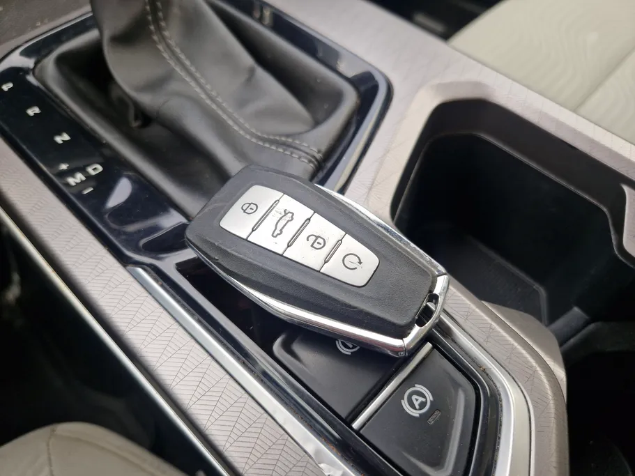 جيلي امجراند GS 2024 