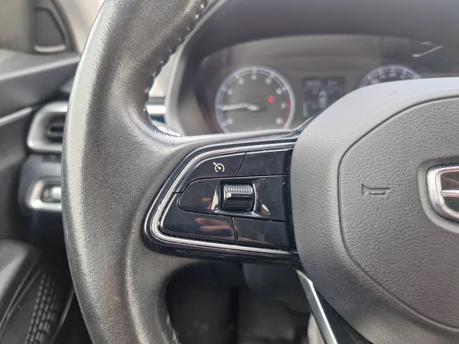 جيلي امجراند GS 2024 