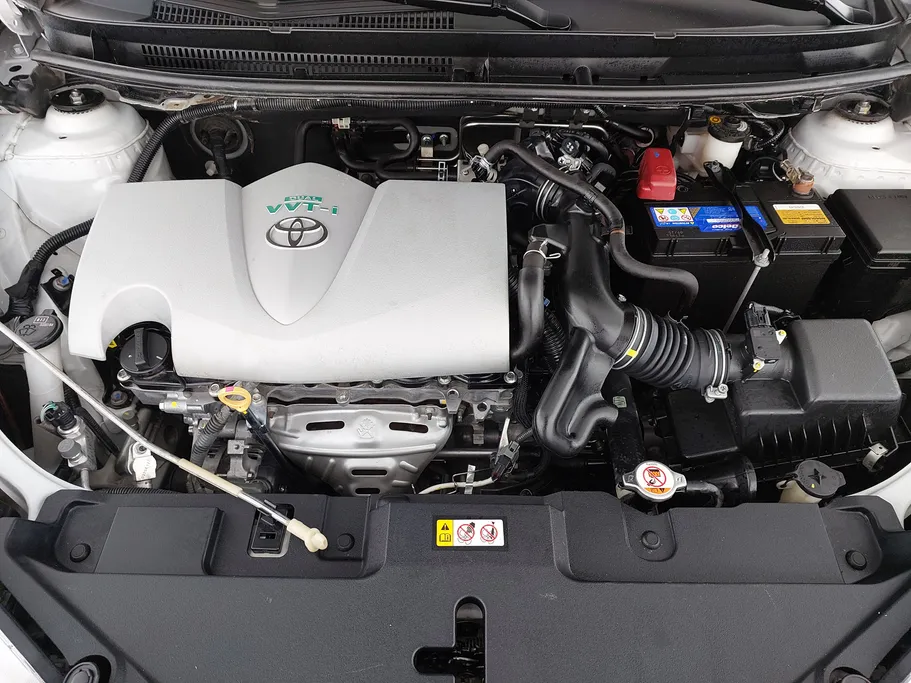 2022 Toyota Yaris  Y 