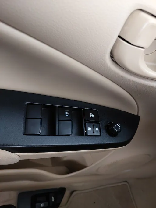 2022 Toyota Yaris  Y 