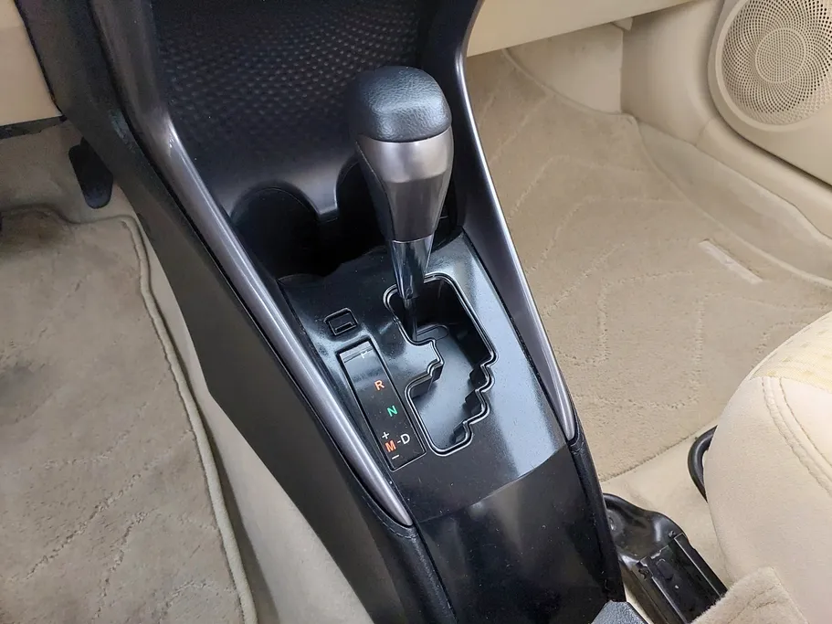 2022 Toyota Yaris  Y 