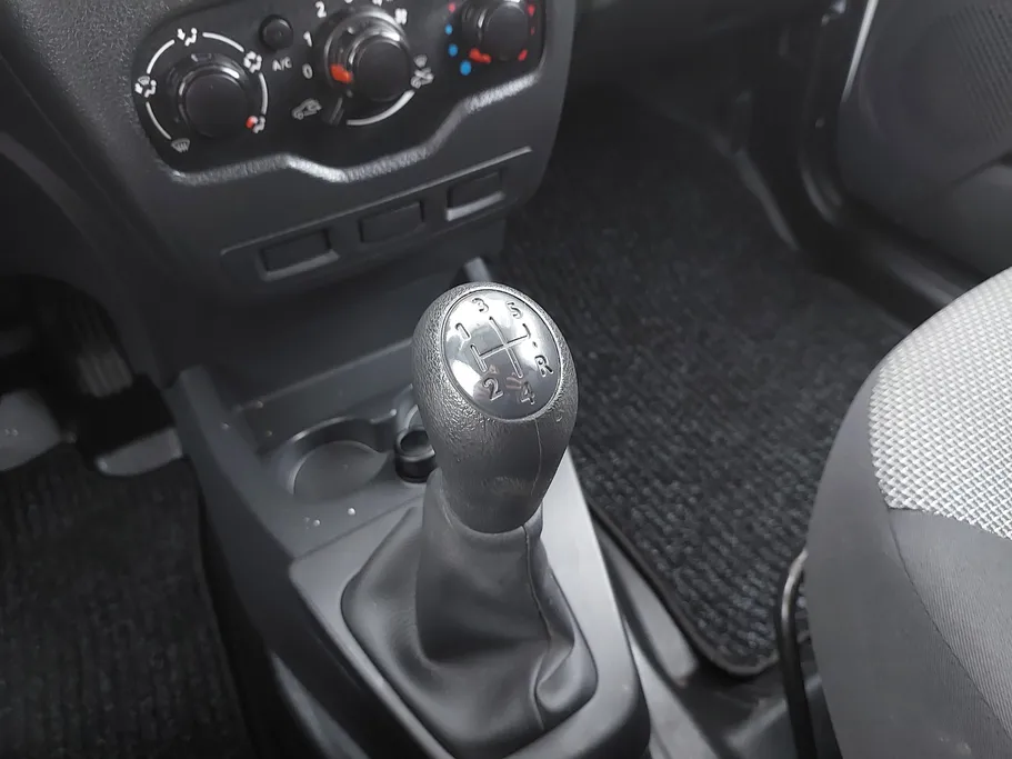 رينو دوكر Van بضاعة 2021 