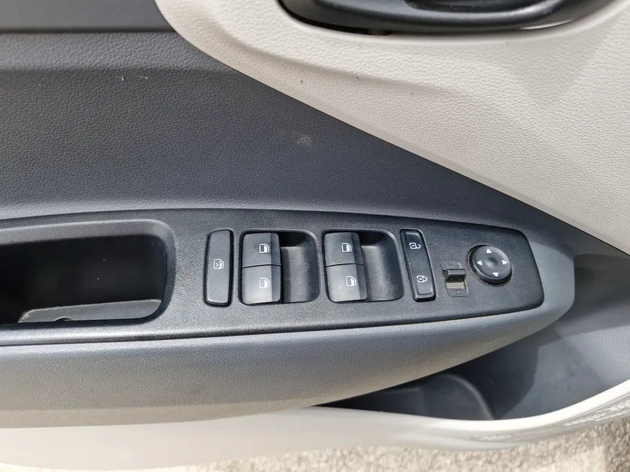 هيونداي Grand i10 فلييت 2024 