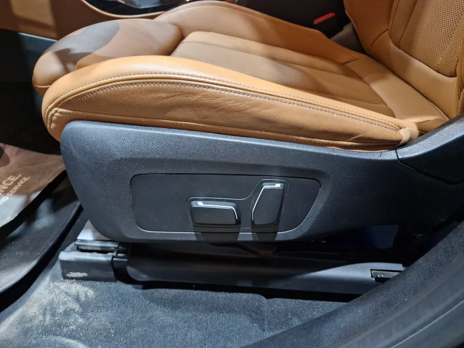 بي ام دبليو الفئة اكس 4 xDrive 30i 2025 