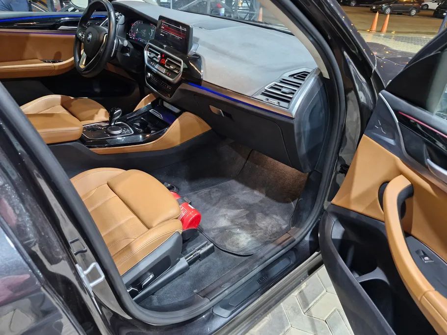 بي ام دبليو الفئة اكس 4 xDrive 30i 2025 