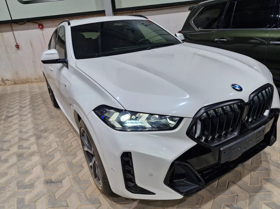 بي ام دبليو الفئة اكس 6 xDrive 40i 2024 