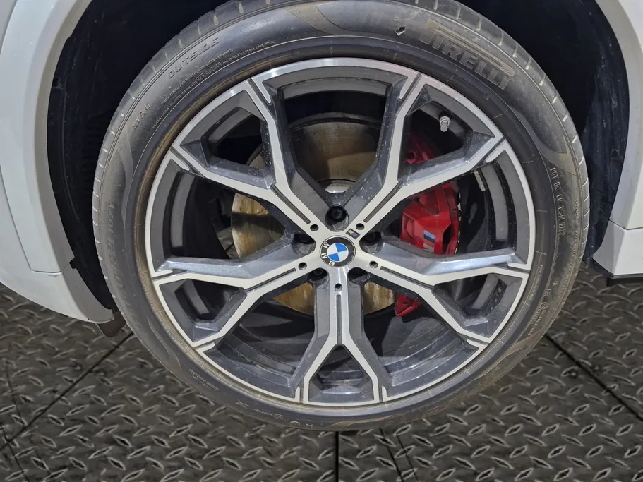 بي ام دبليو الفئة اكس 6 xDrive 40i 2024 