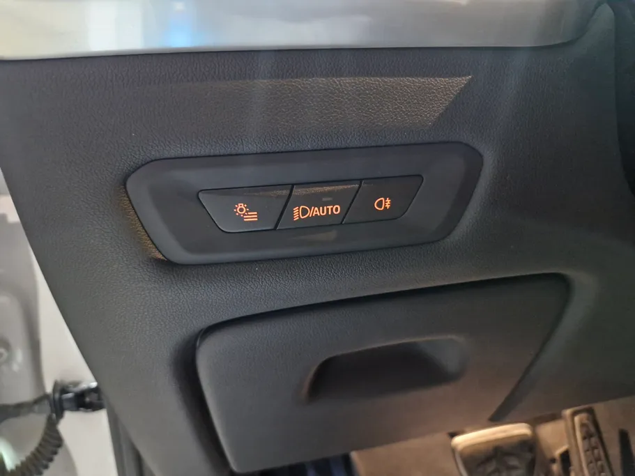 بي ام دبليو الفئة اكس 6 xDrive 40i 2024 