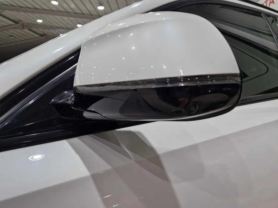 بي ام دبليو الفئة اكس 6 xDrive 40i 2024 