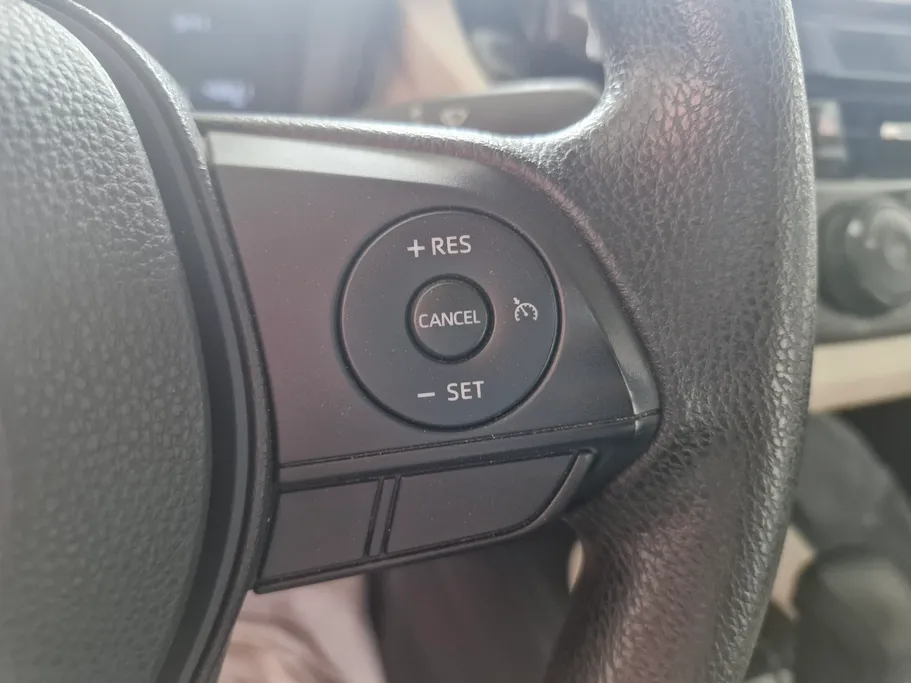 تويوتا كورولا XLI 2024 