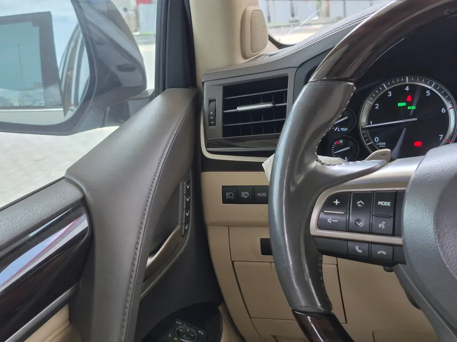 2018 Lexus LX 570 S 