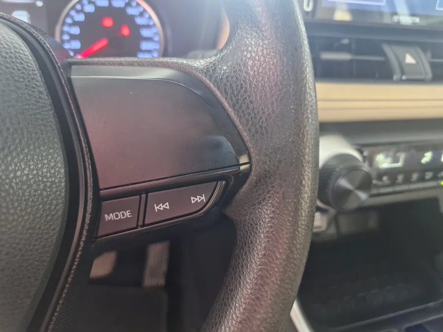 تويوتا راف فور LE 2019 