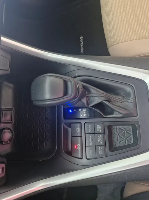 تويوتا راف فور LE 2019 