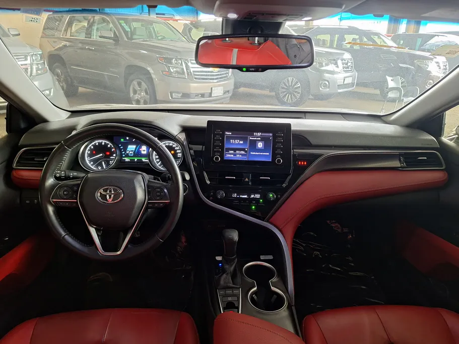 2021 Toyota Camry  SE 