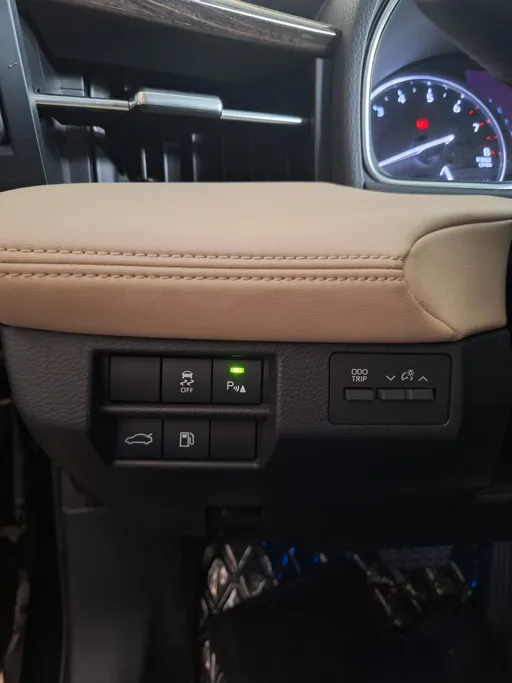 تويوتا افالون Touring 2022 