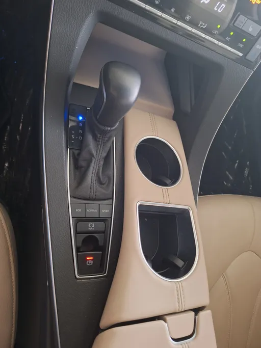 تويوتا افالون Touring 2022 