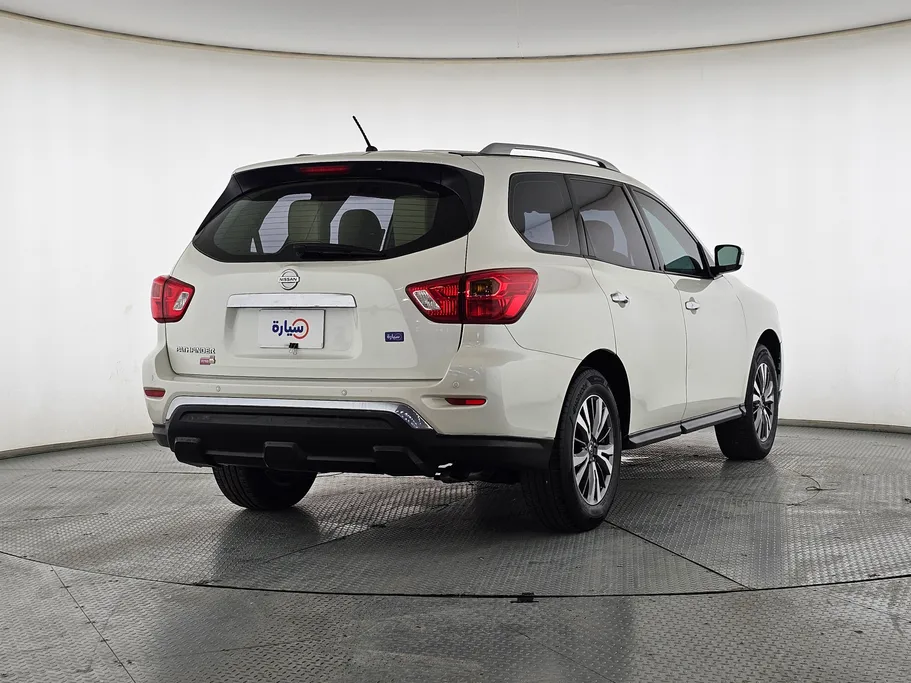 2019 Nissan Pathfinder S 