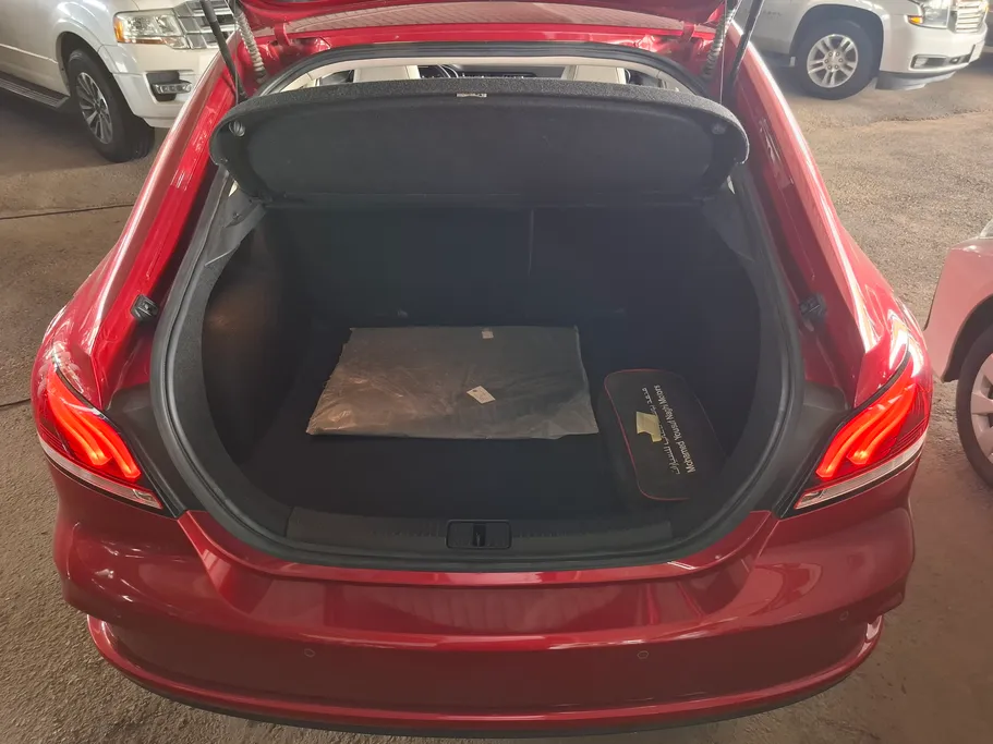 ام جي 6 COM 2022 