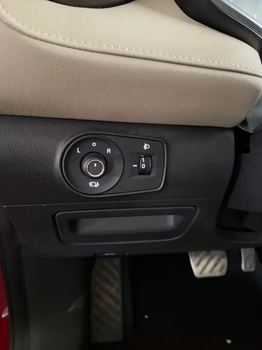 ام جي 6 COM 2022 