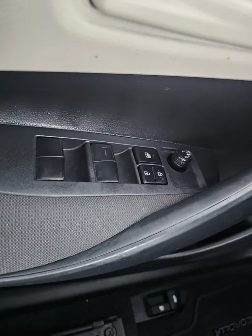 2023 Toyota Corolla XLI 