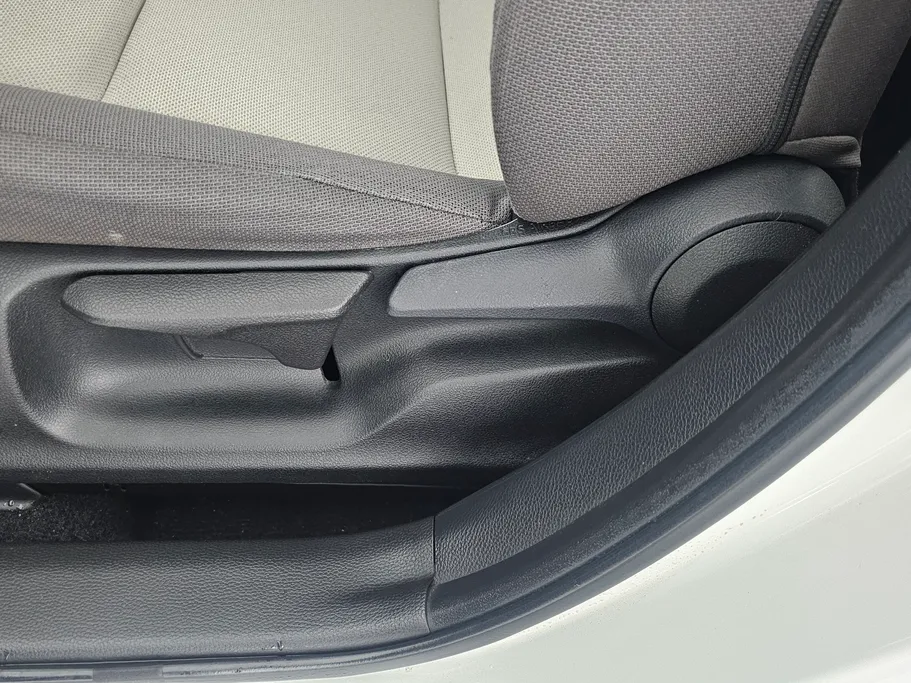 2023 Toyota Corolla XLI 