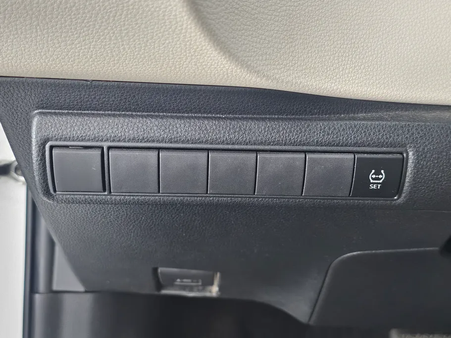 2023 Toyota Corolla XLI 