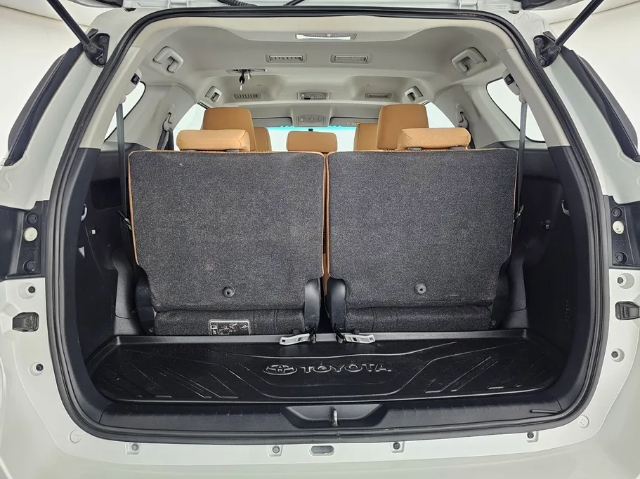 تويوتا فورتشنر VX 2023 