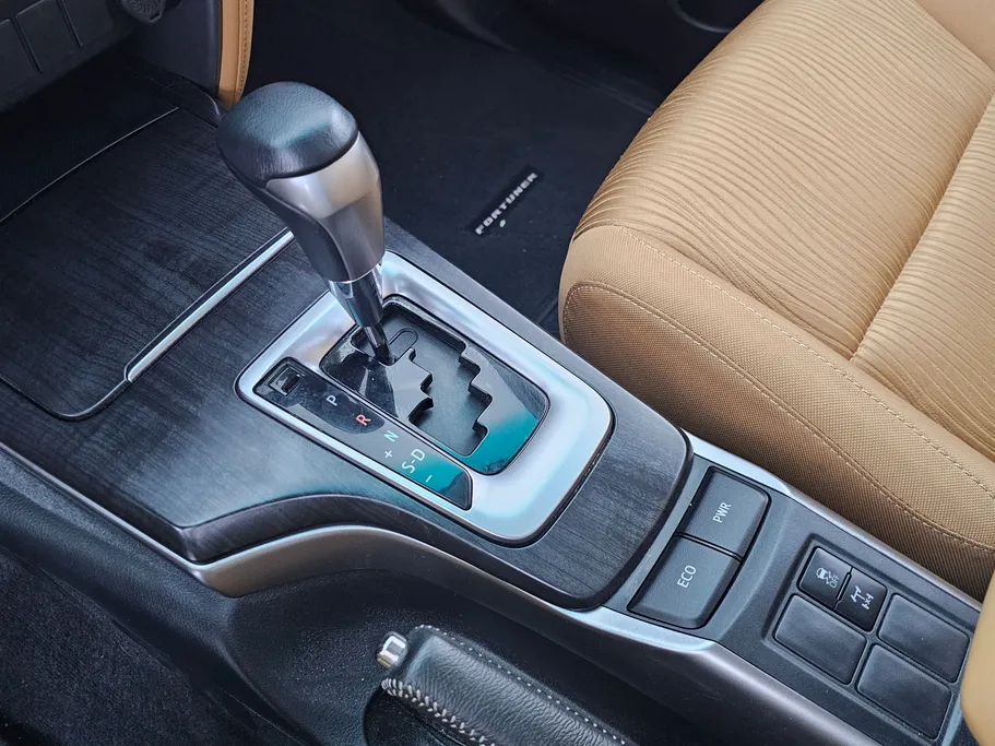 تويوتا فورتشنر VX 2023 