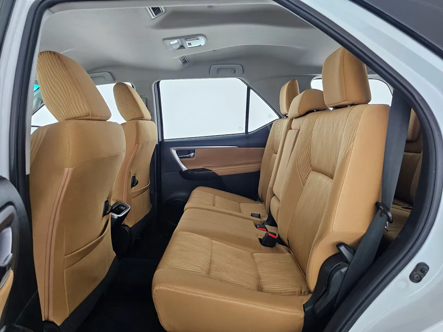 تويوتا فورتشنر VX 2023 