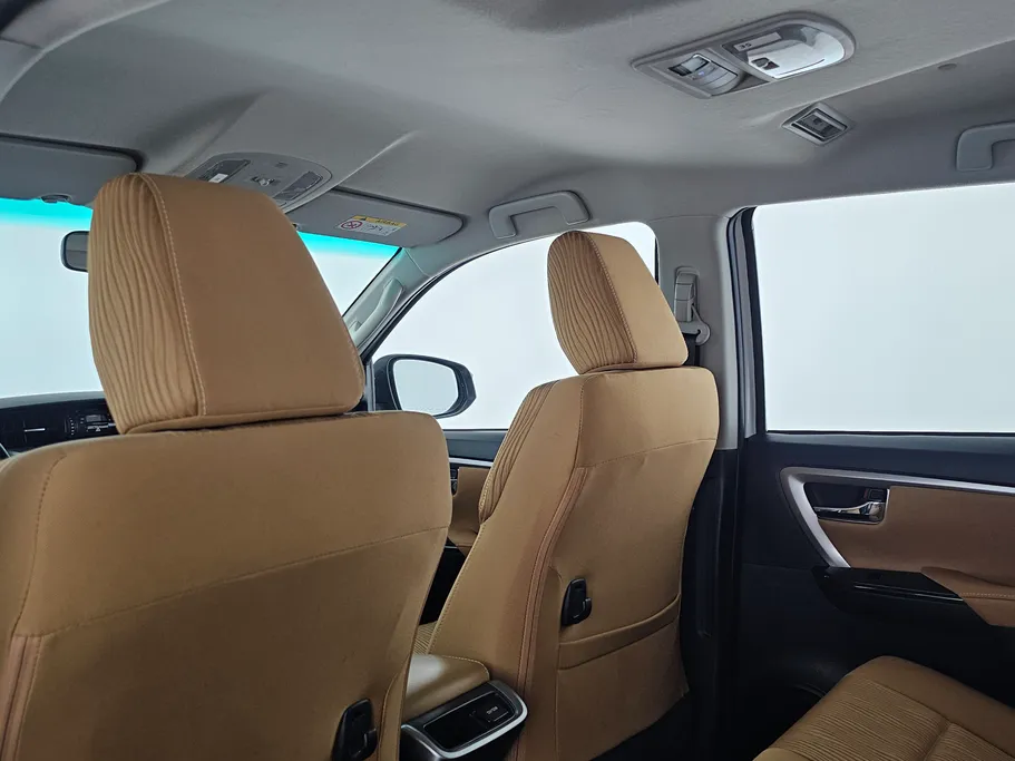 تويوتا فورتشنر VX 2023 