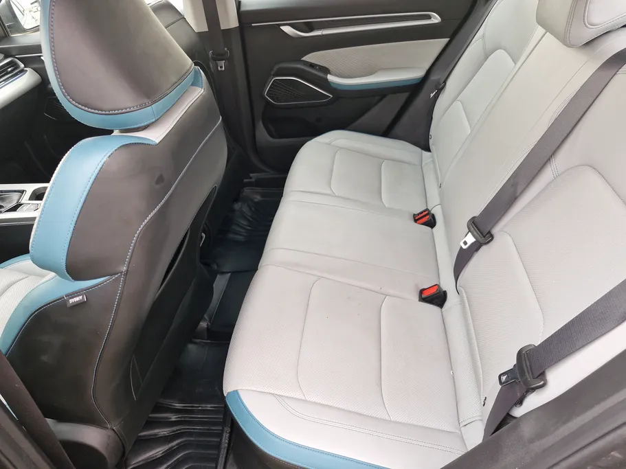 جيلي امجراند GF 2025 