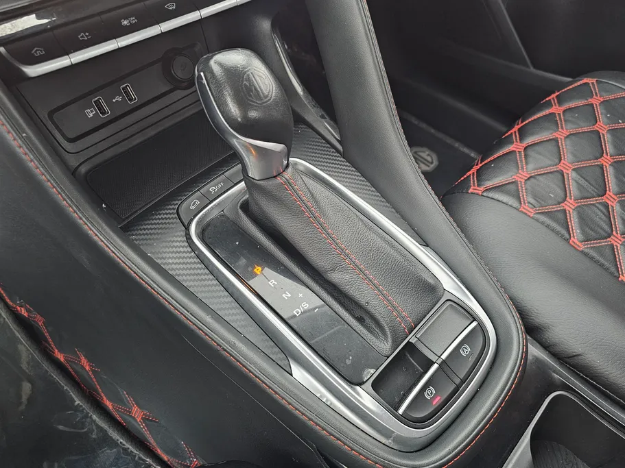 2022 MG ZS STD 