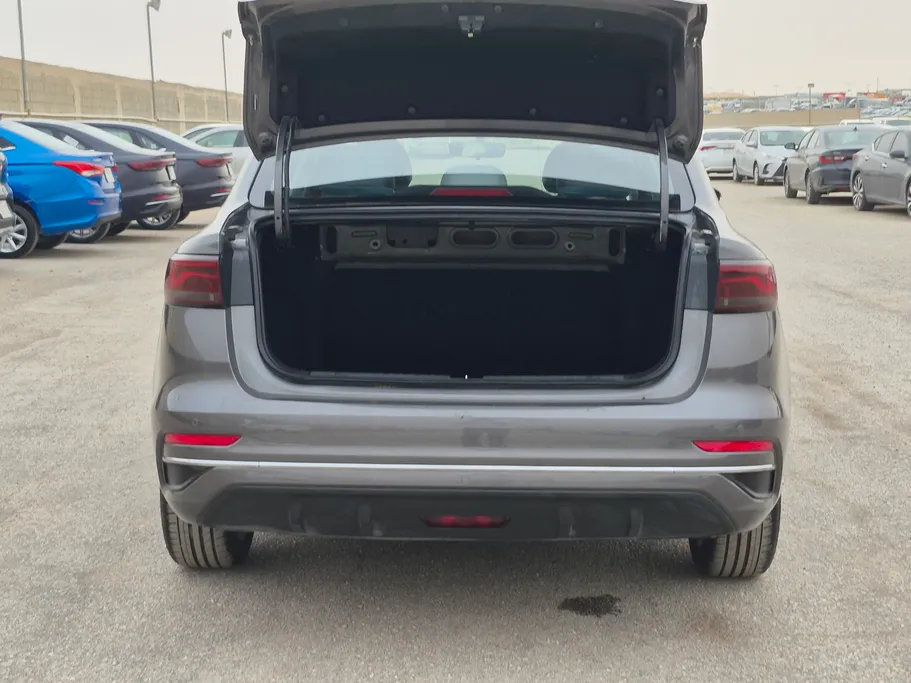 جيلي امجراند GF 2025 