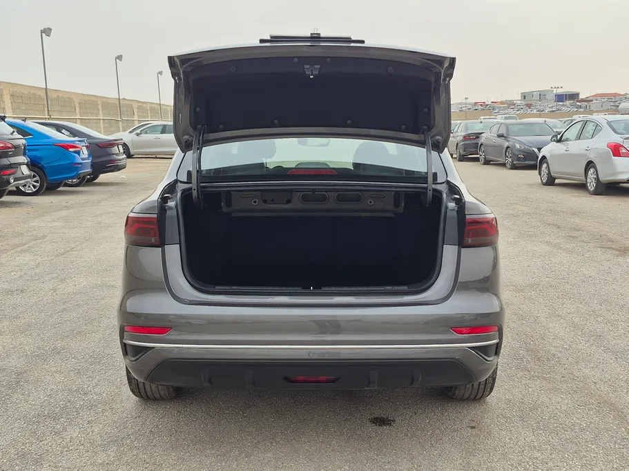 جيلي امجراند GF 2025 