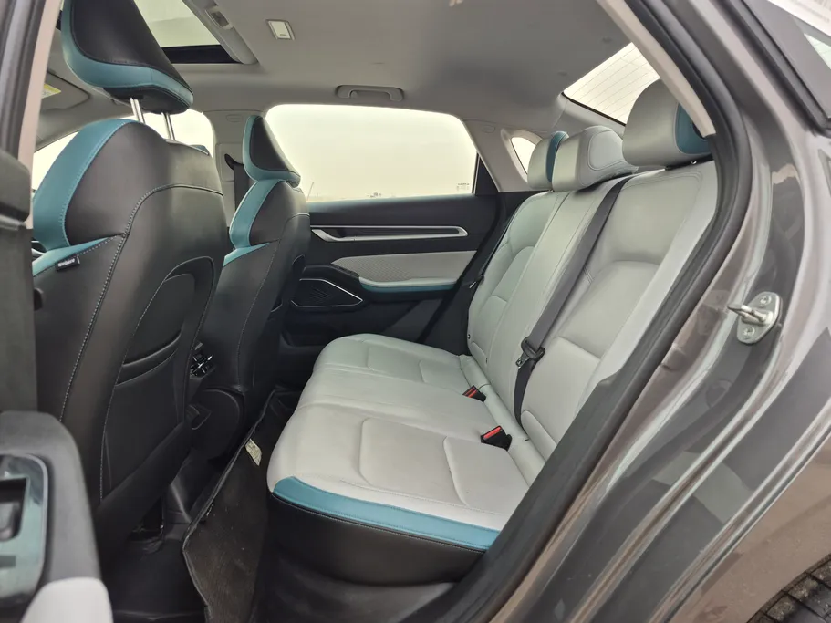 جيلي امجراند GF 2025 