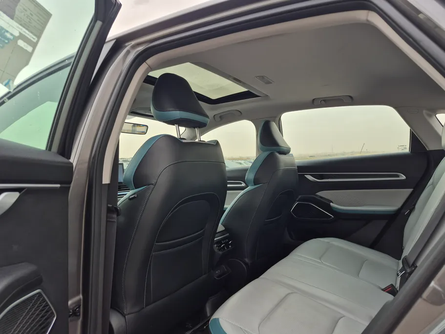 جيلي امجراند GF 2025 