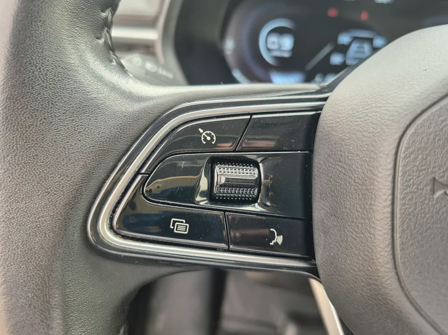 جيلي امجراند GF 2025 