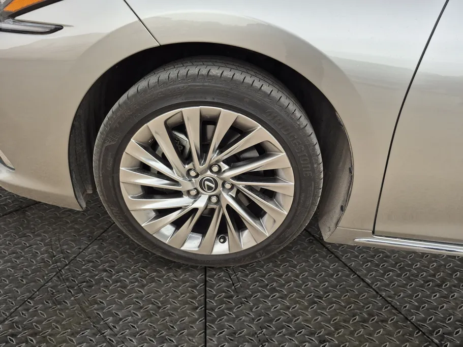 لكزس ES 350 2025 