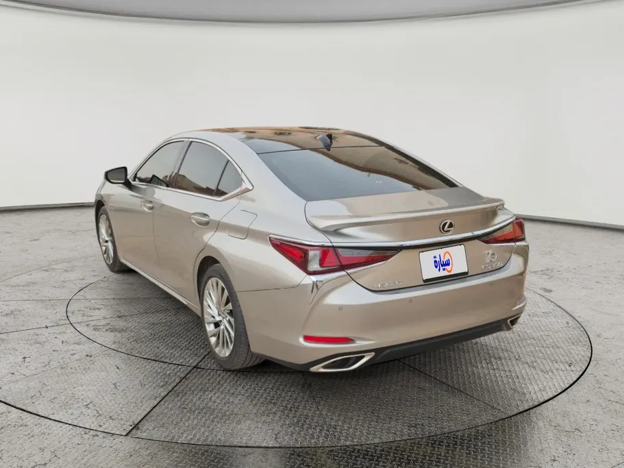 لكزس ES 350 2025 