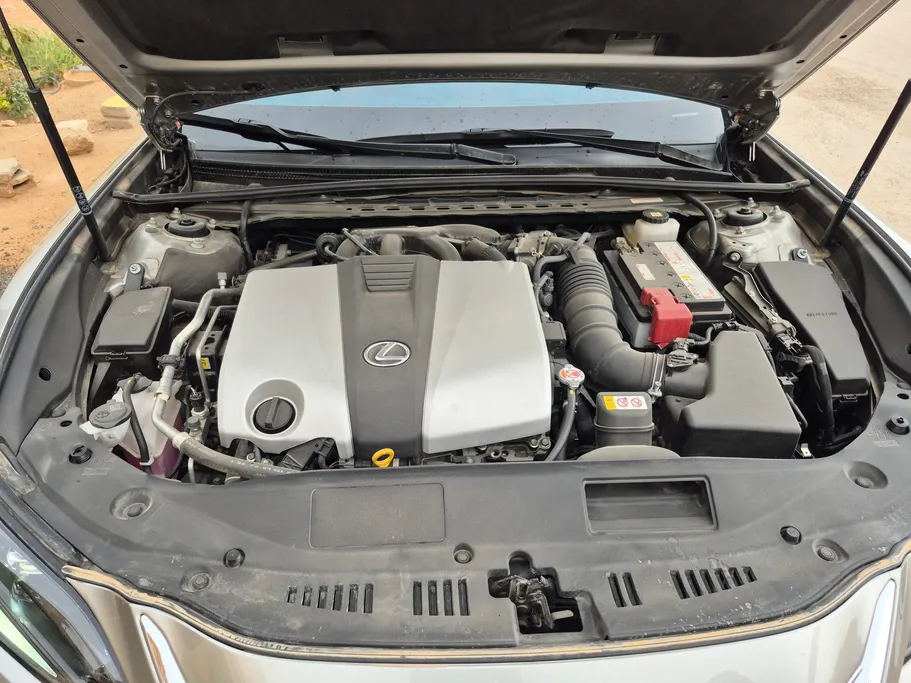 لكزس ES 350 2025 