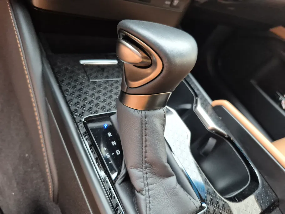 لكزس ES 350 2025 